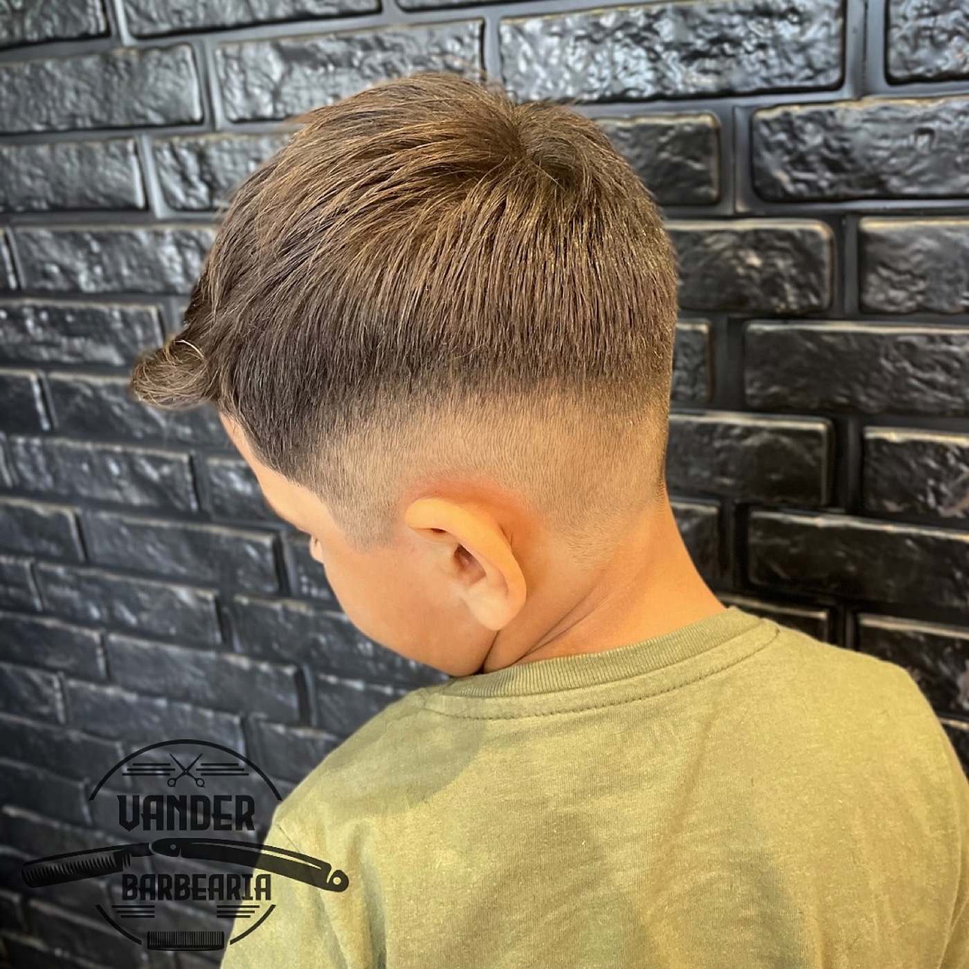 Corte infantil degradê